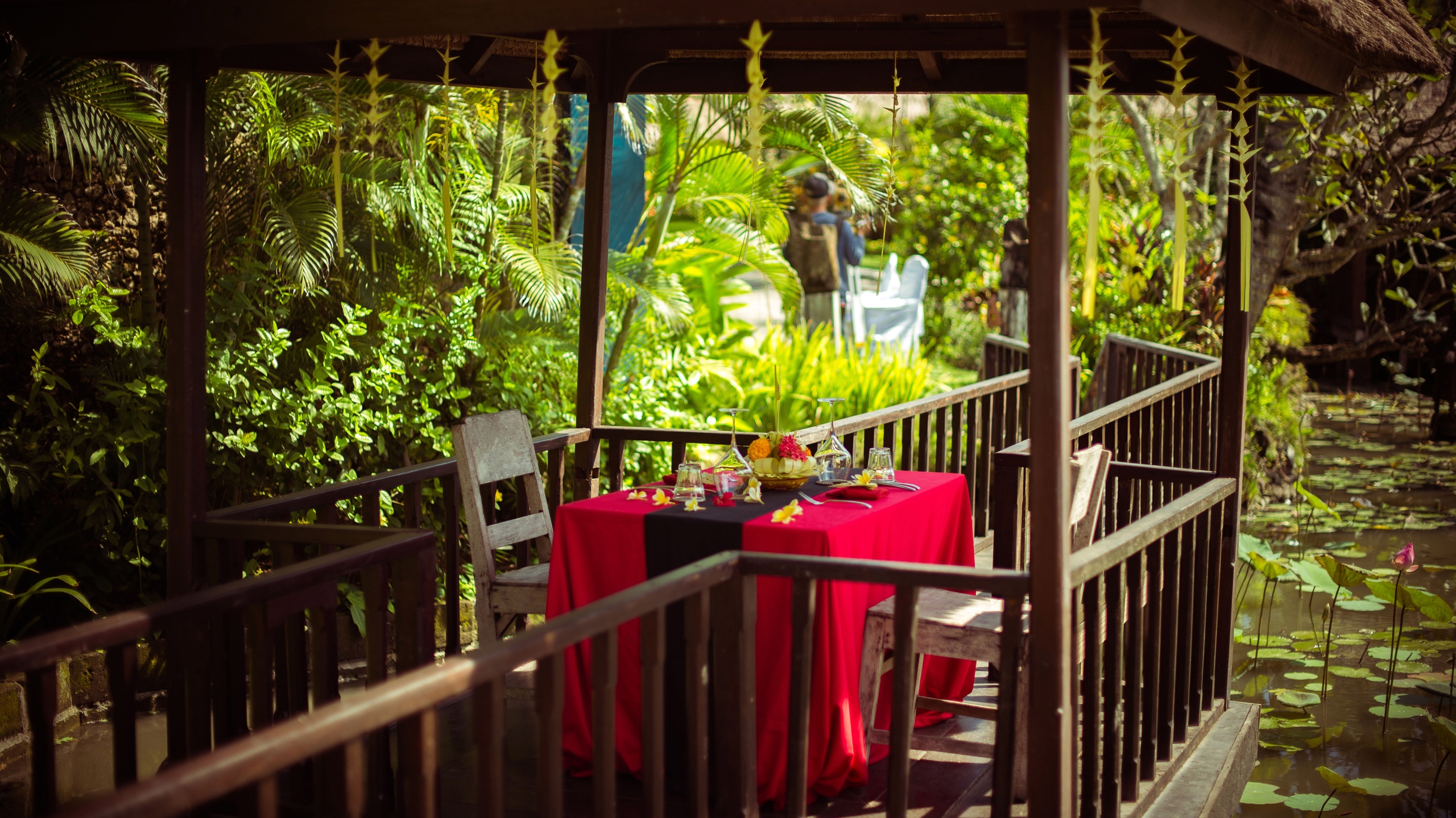 tugu-bali-outdoor-dining