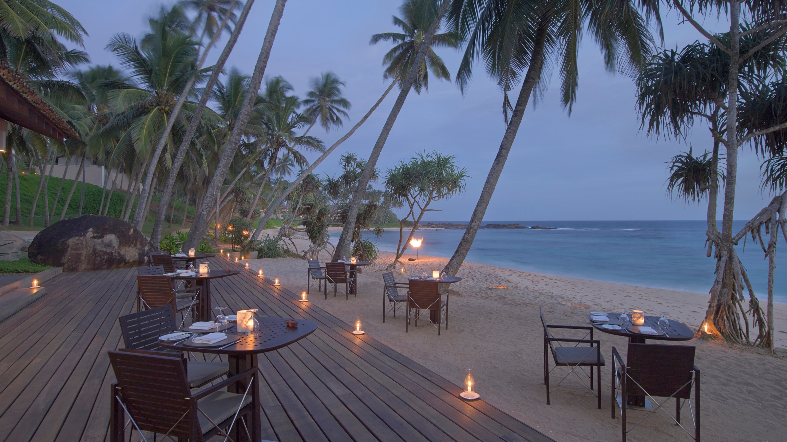 amanwella-beach-dining
