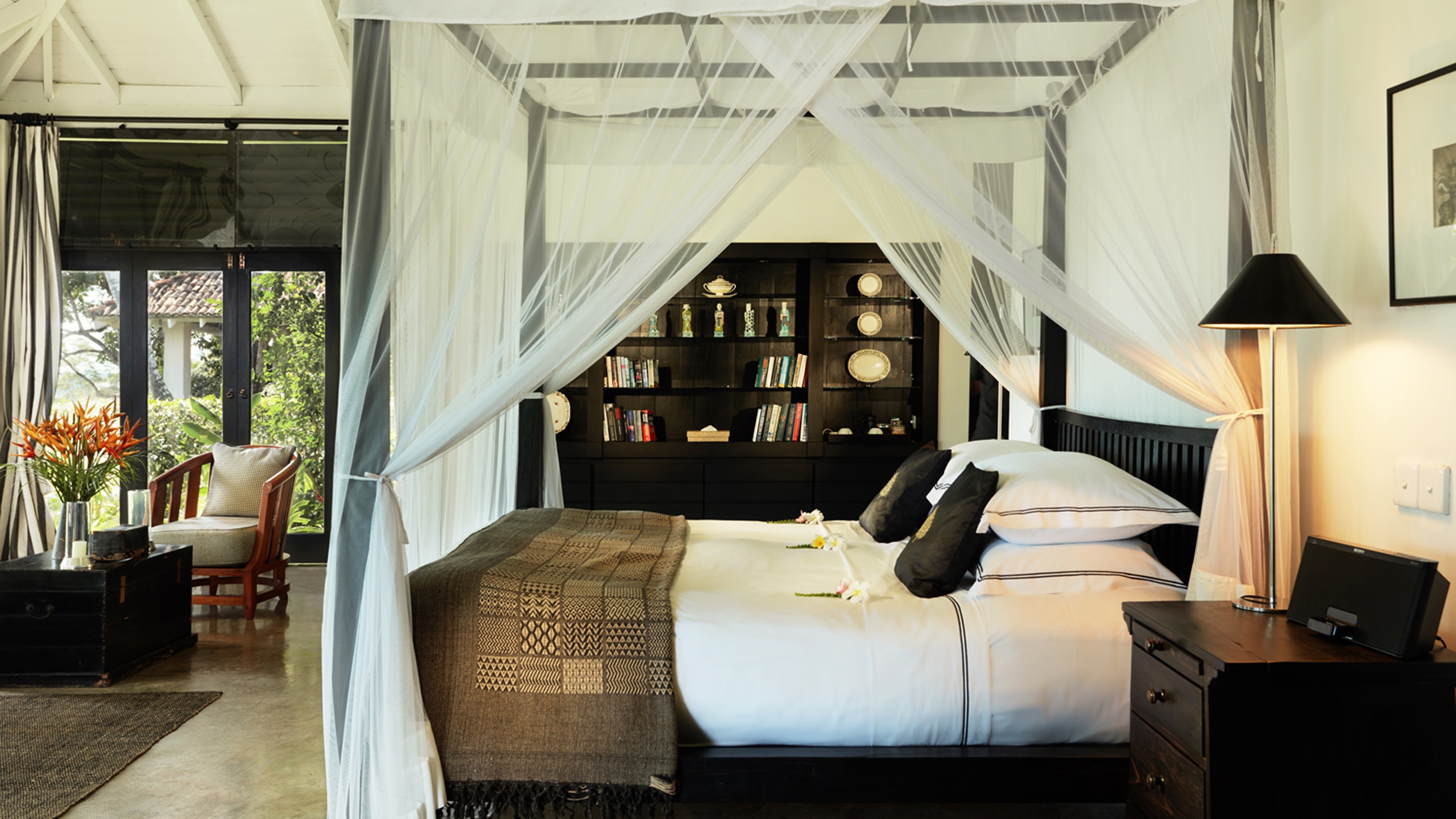 kahanda-kanda-bedroom