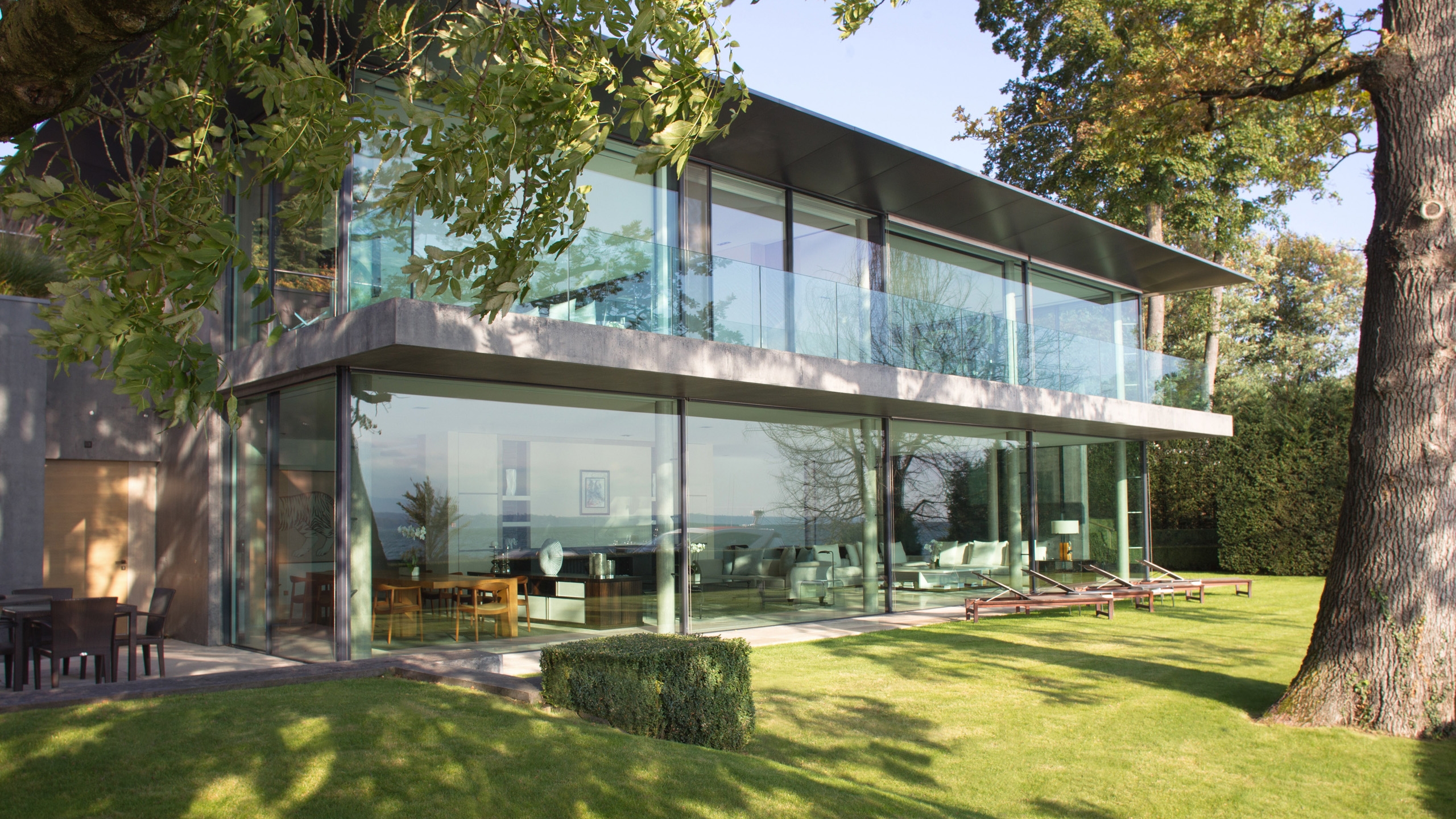 la-reserve-geneva-villa-exterior