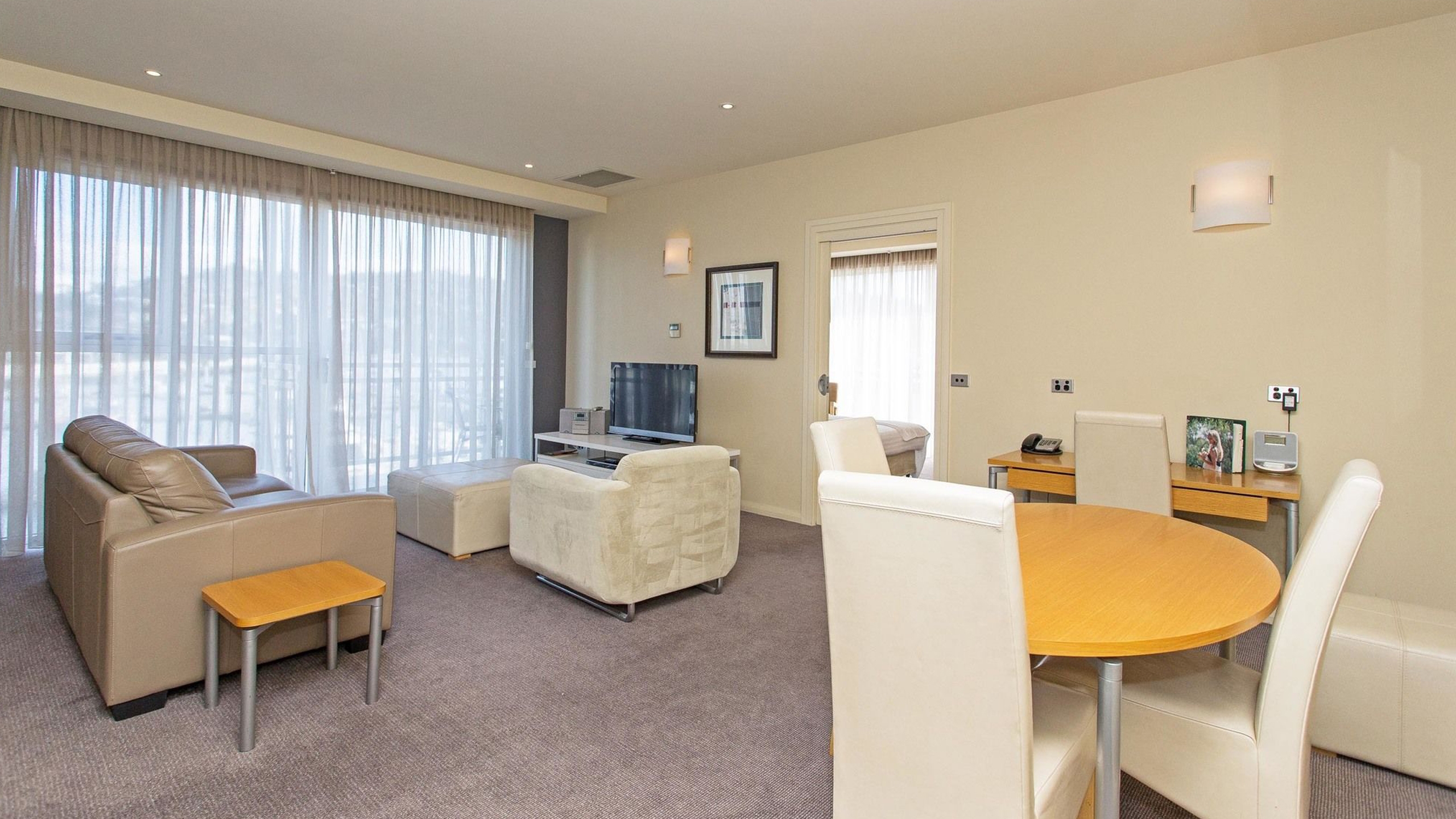 peppers-seaport-hotel-suite