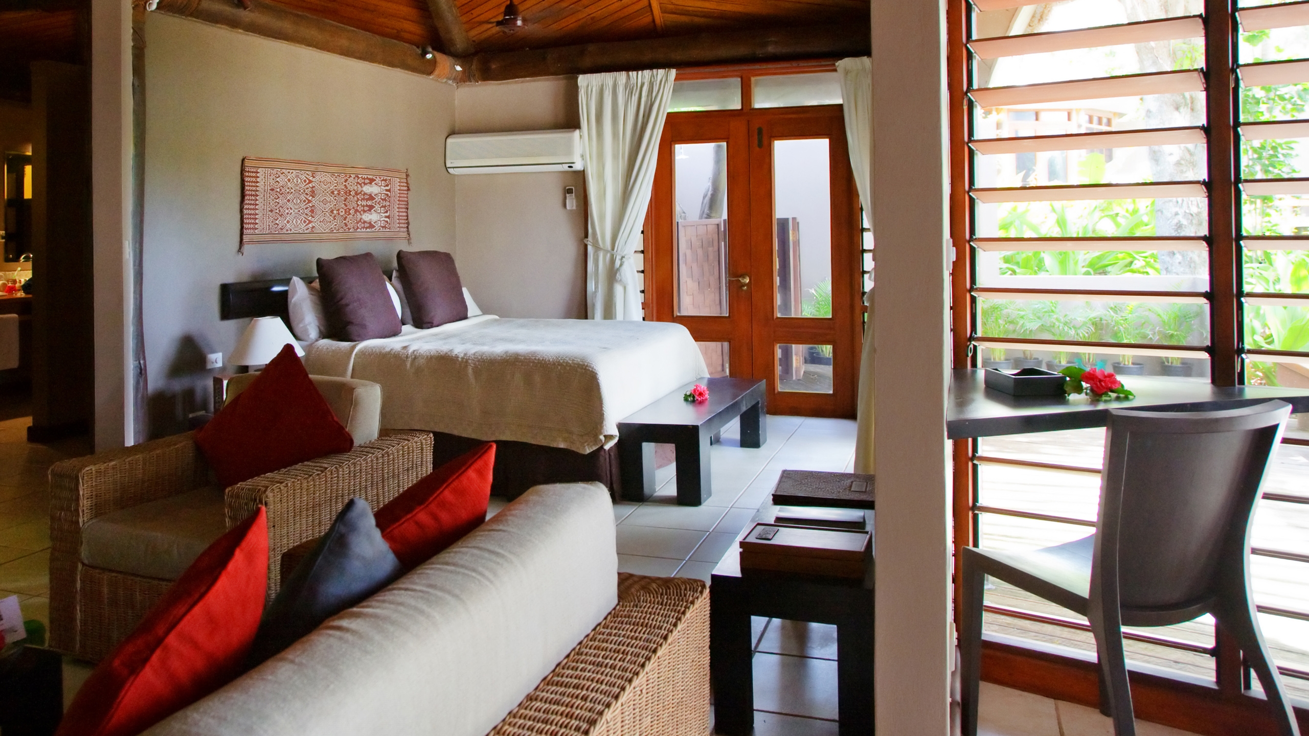 yasawa-island-bedroom