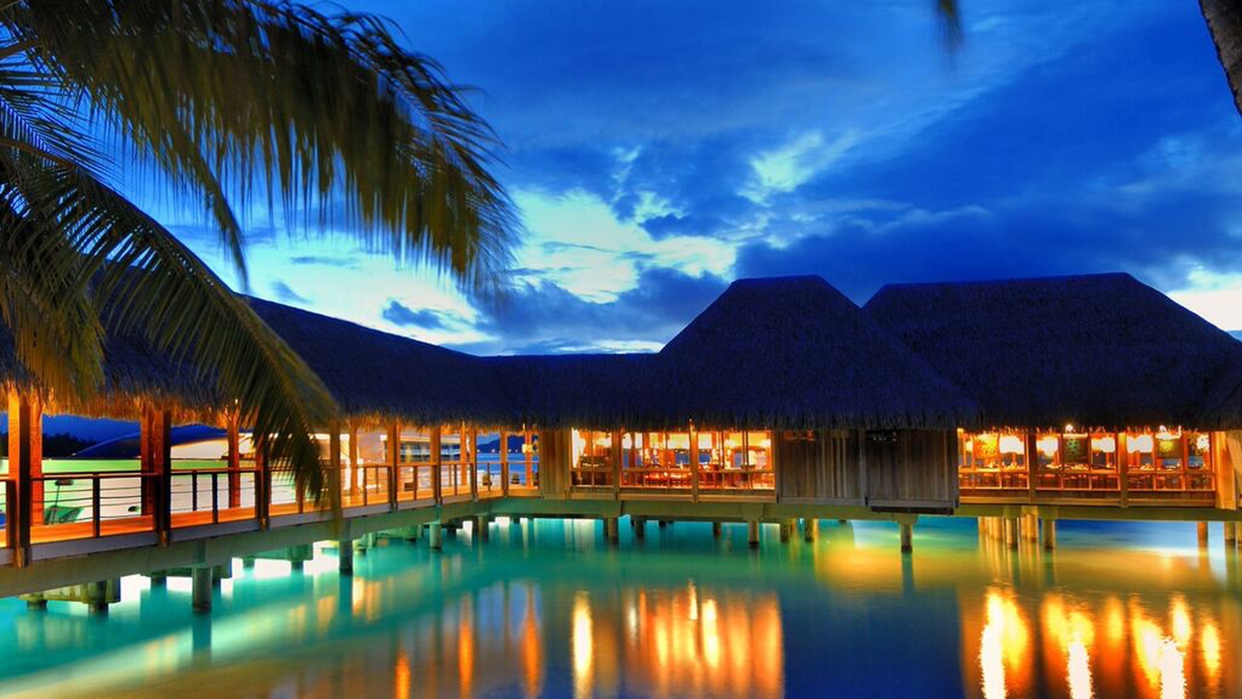 st-regis-bora-bora-pool