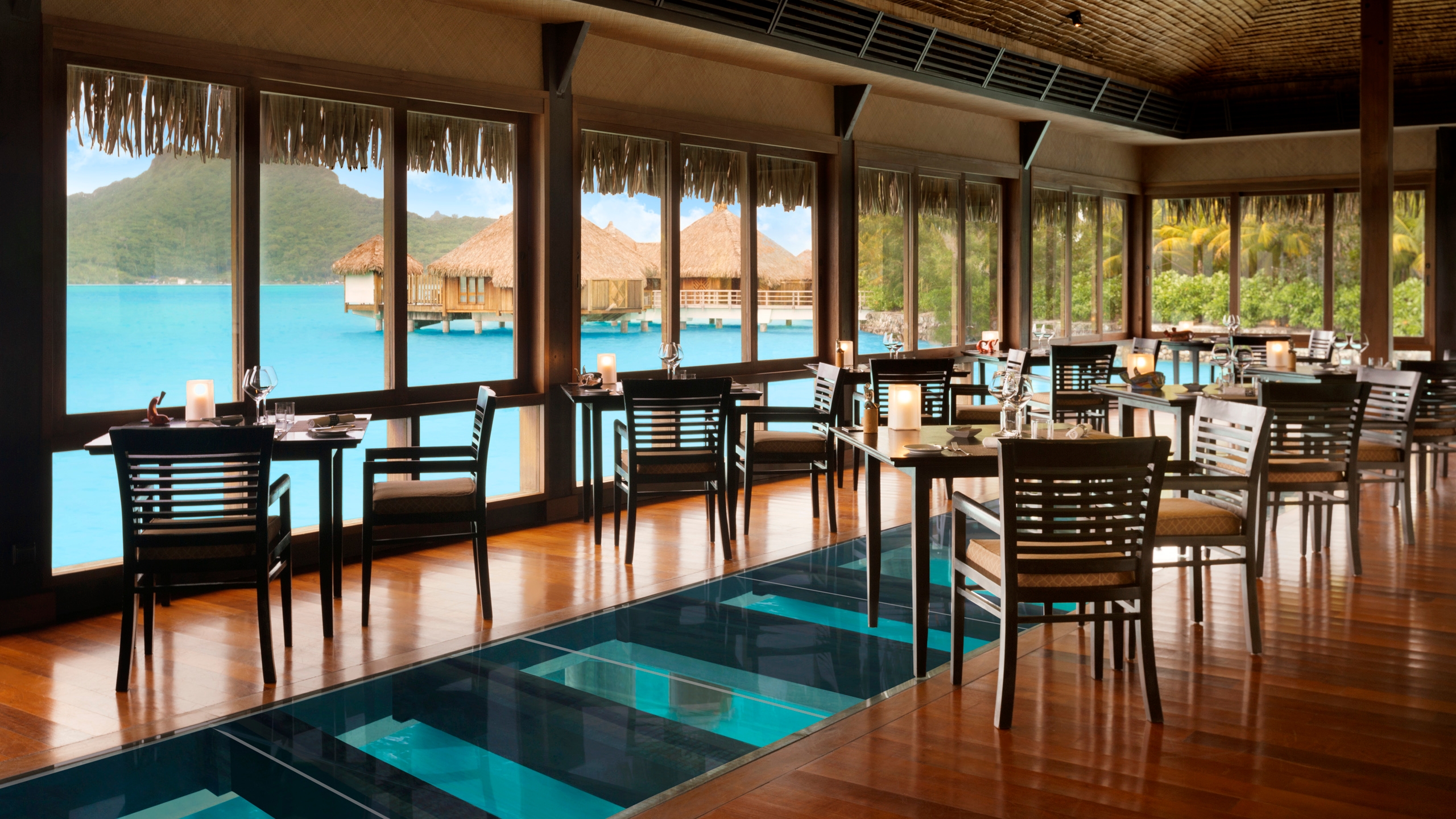 st-regis-bora-bora-restaurant