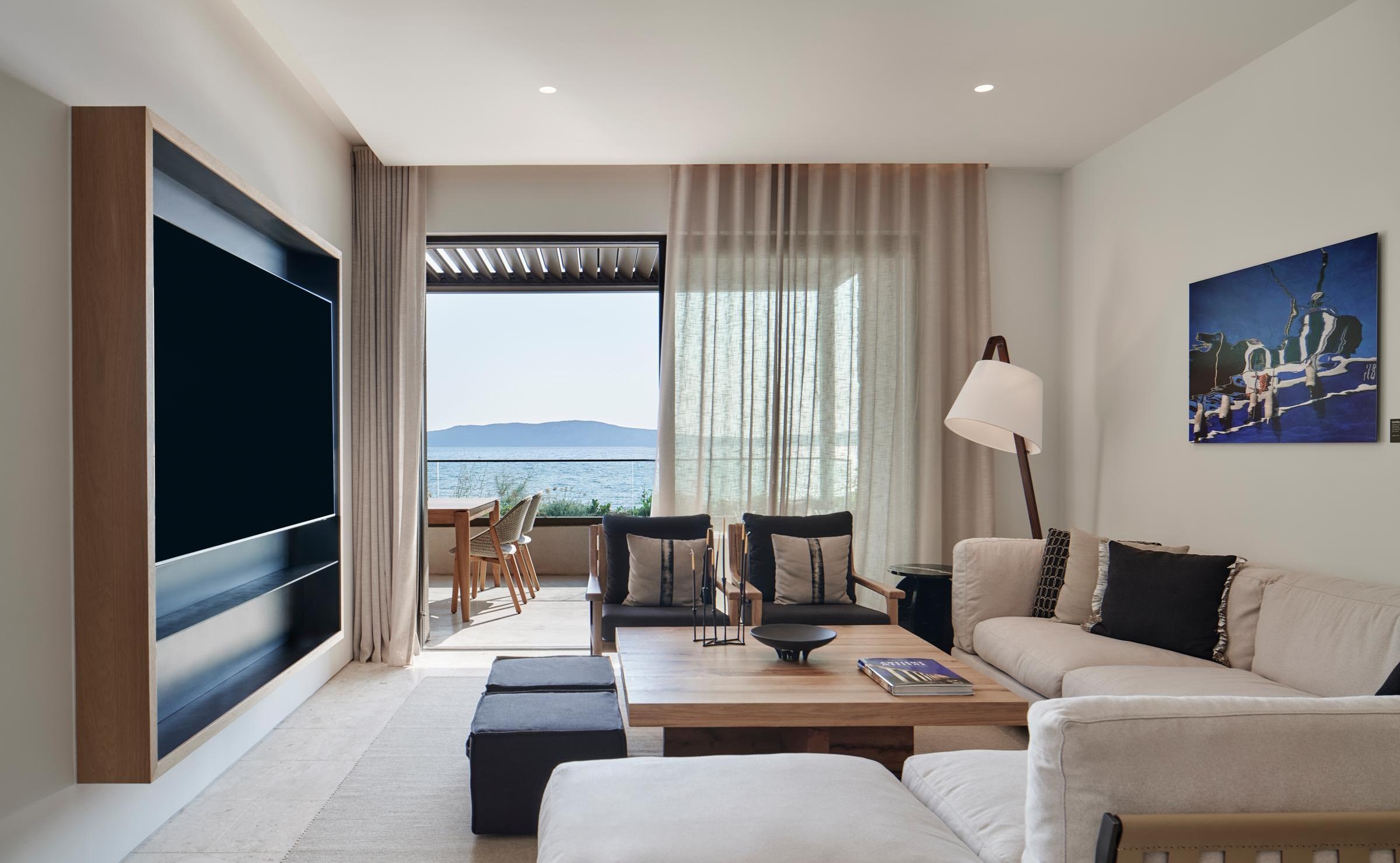 bayfront rooftop suite W Costa Navarino