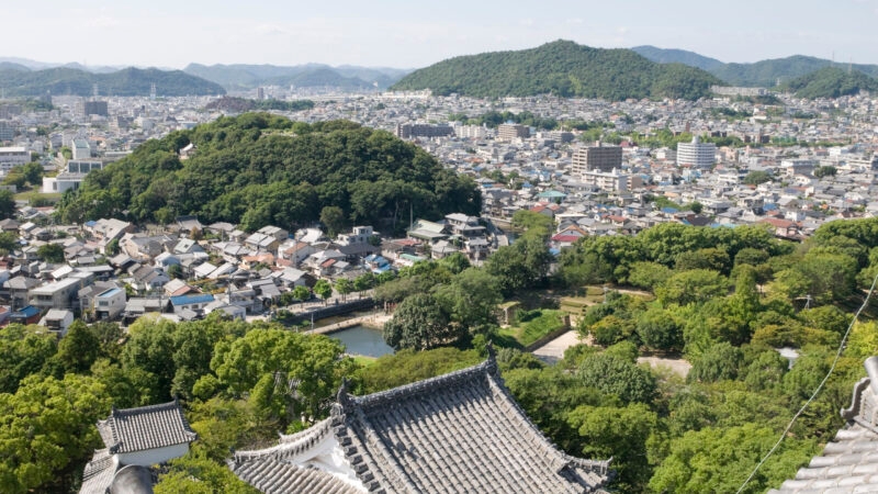 Private Japan Luxury Tours - View of the city of Himeji