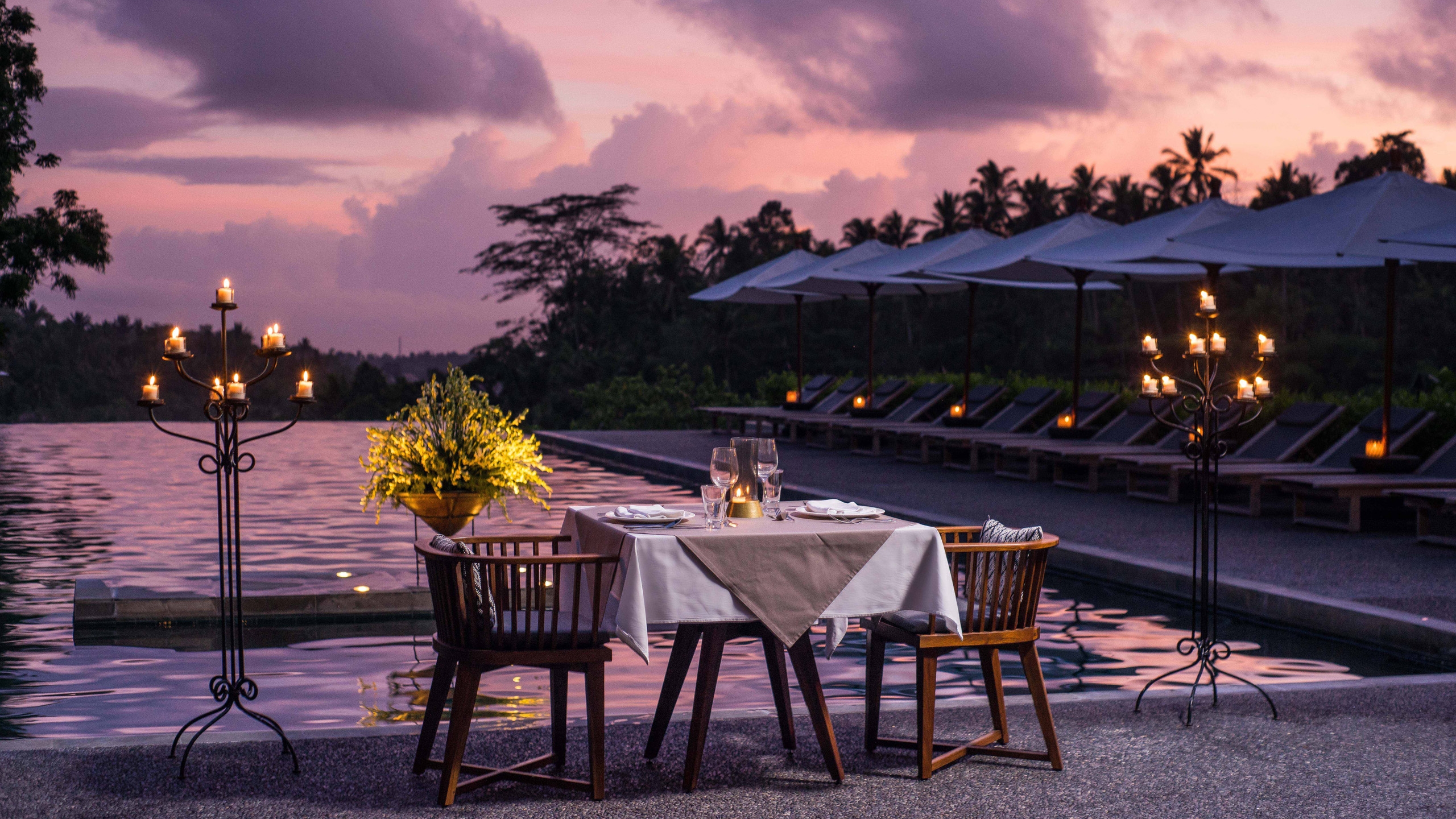 alila-ubud-pool-sunset