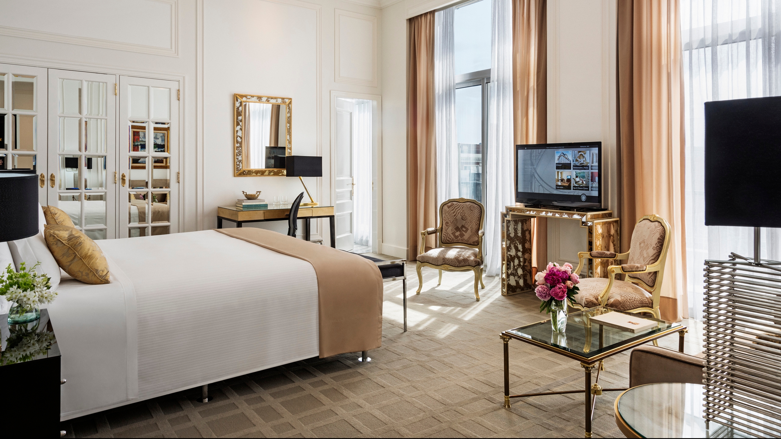 alvear-palace-hotel-bedroom