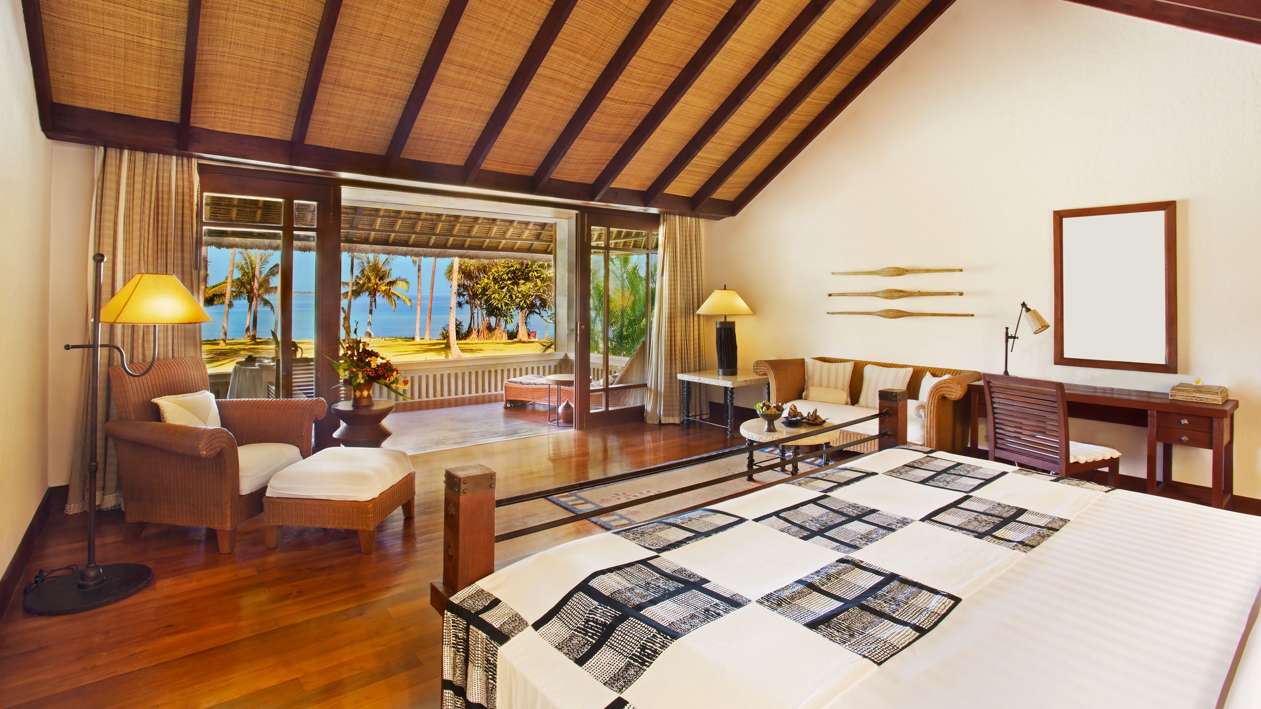 oberoi-lombok-bedroom