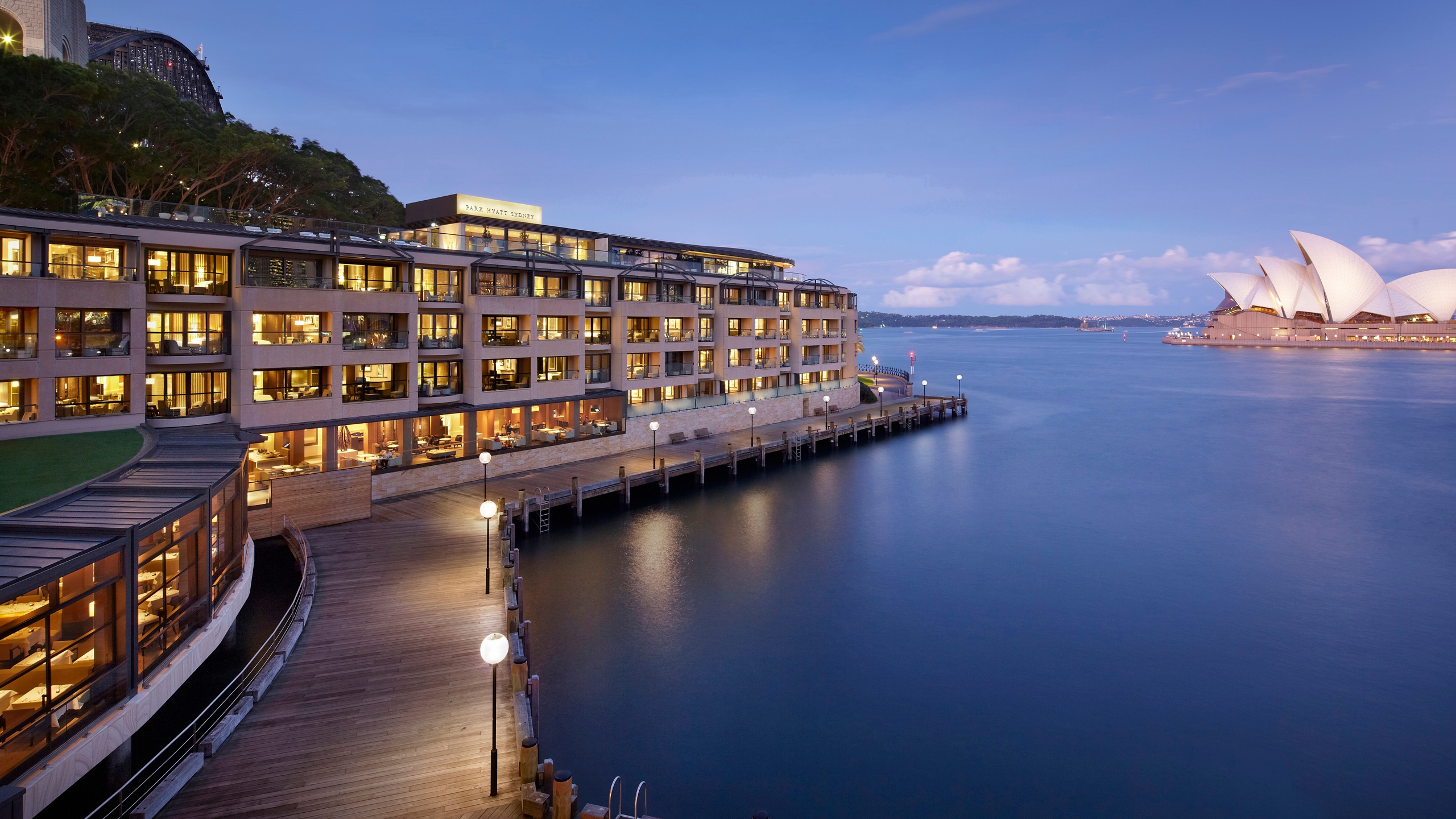 park-hyatt-sydney-exterior