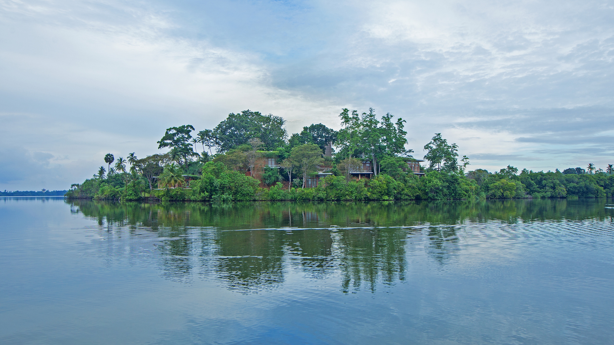 tri-galle-view-from-lake
