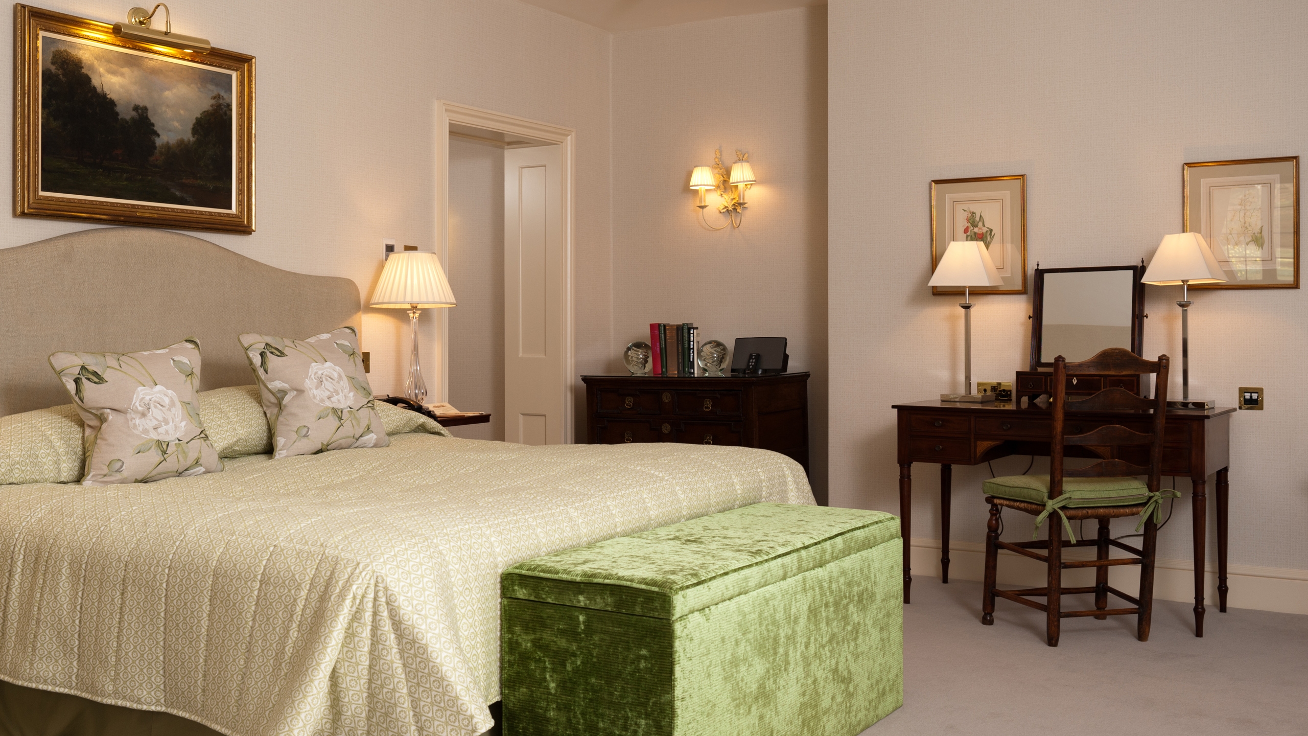 gravetye-manor-mulberryroom