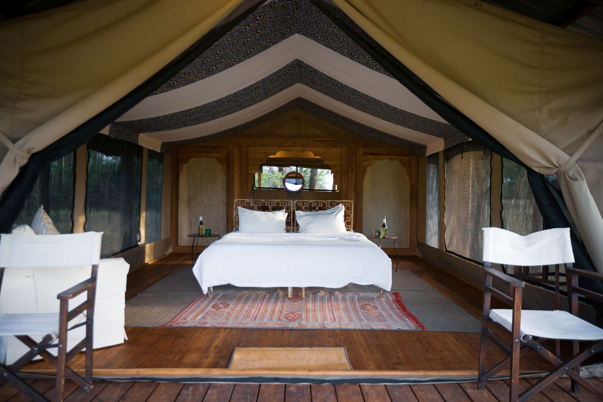 Luxury tent at Serian Serengeti Lamai