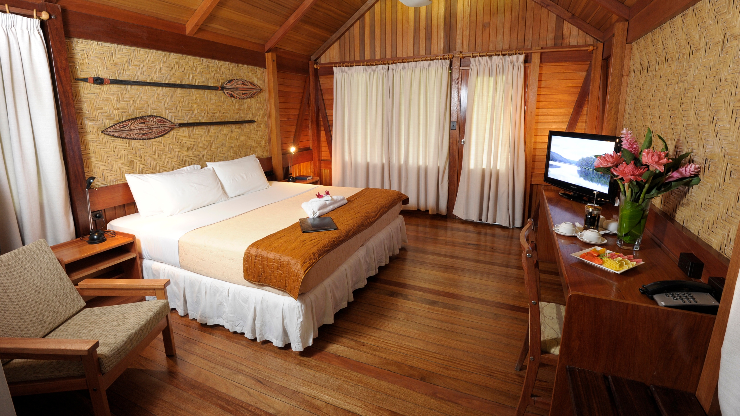 kokopo-bedroom-papua-new-guinea