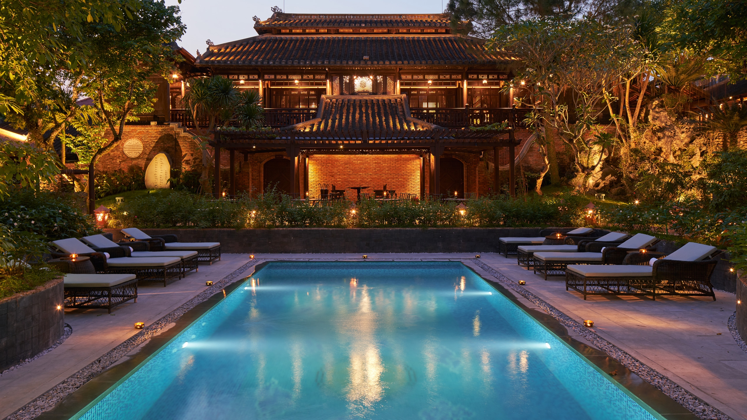 ancient-hue-garden-house