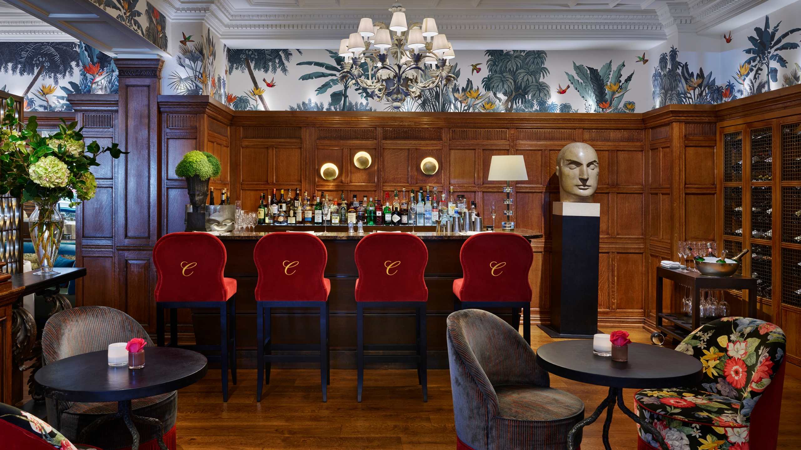 Brown's_Hotel_Charlies-bar-london