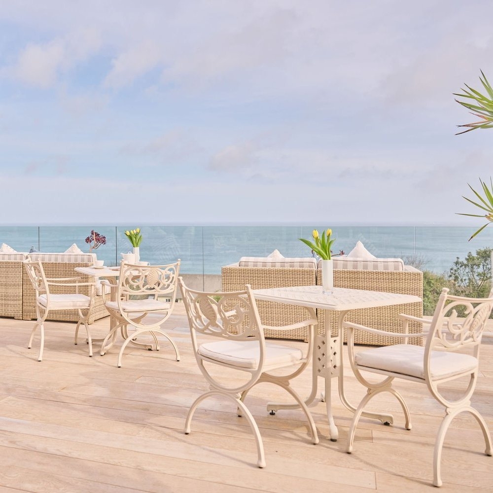 Boskerris Hotel in Cornwall, terrace to beautiful views of the Atlantic