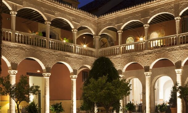 AC Palacio de Santa Paula