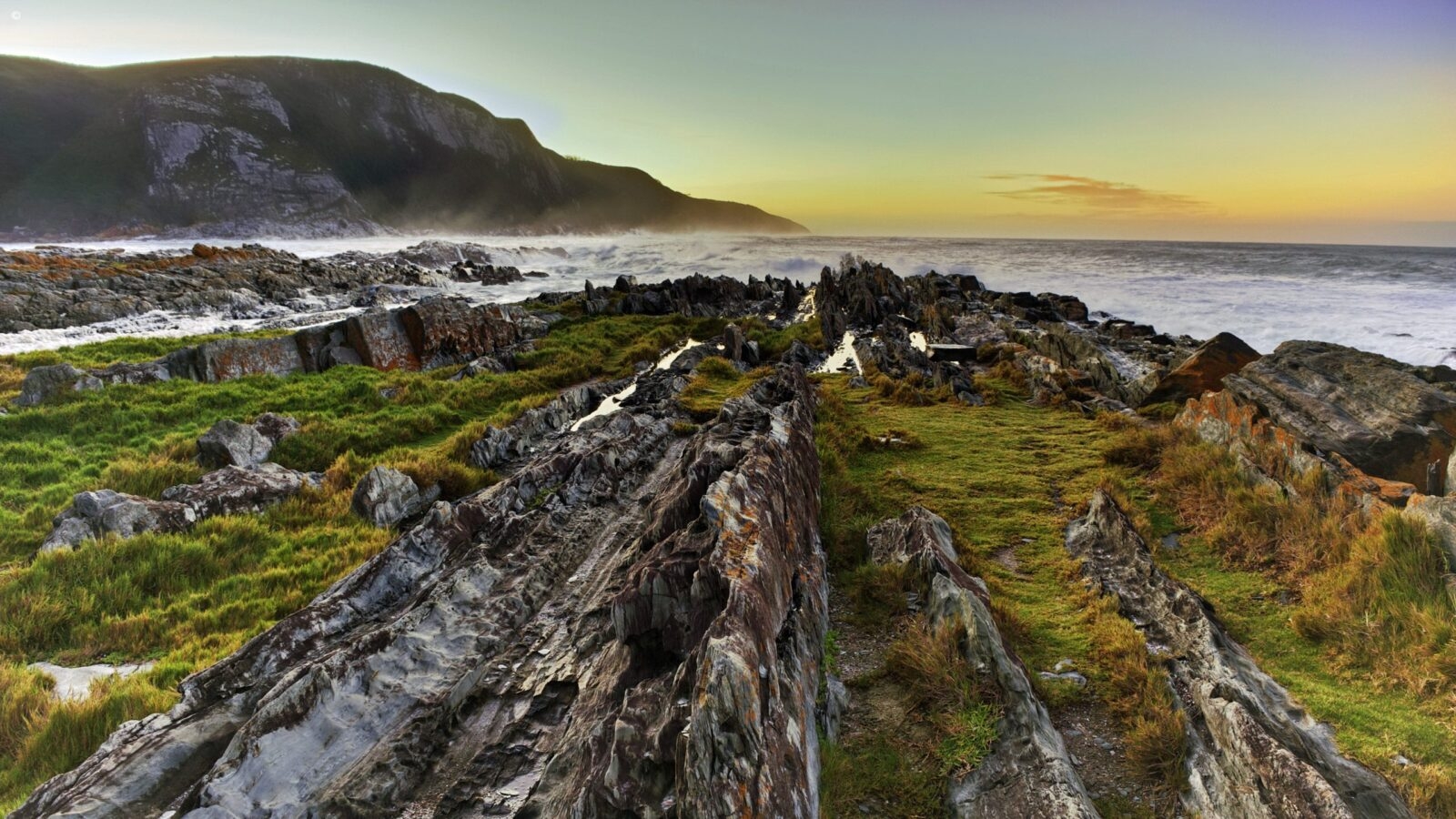 jeffreys-bay-eastern-cape-south-africa