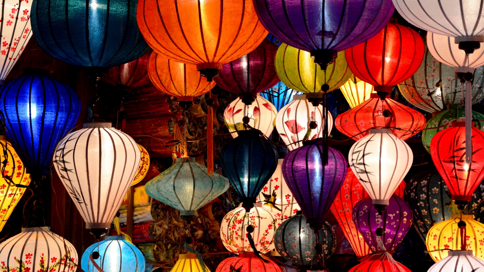 lanterns-hoi-an-vietnam