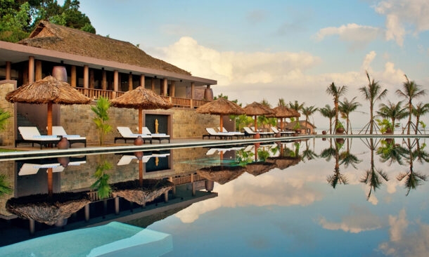 Vedanā Lagoon Resort and Spa