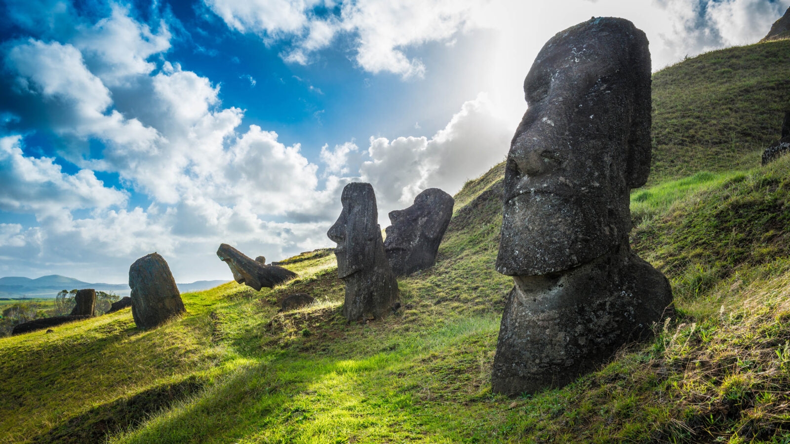 easter-island-moai-statues