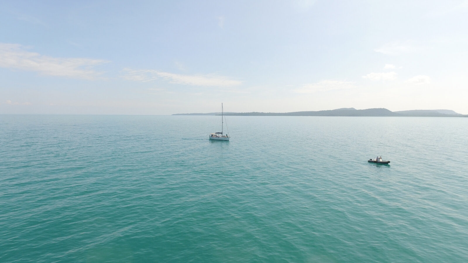 song-saa-boat-and-view
