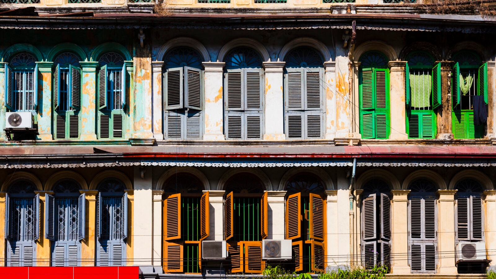 yangon-colonial-buildings