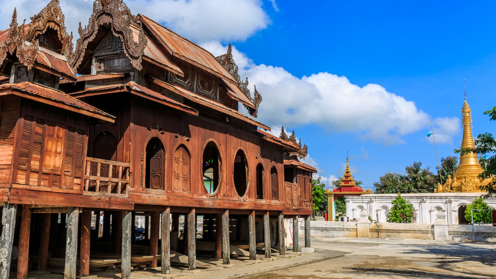 shwe-pyay-monastery