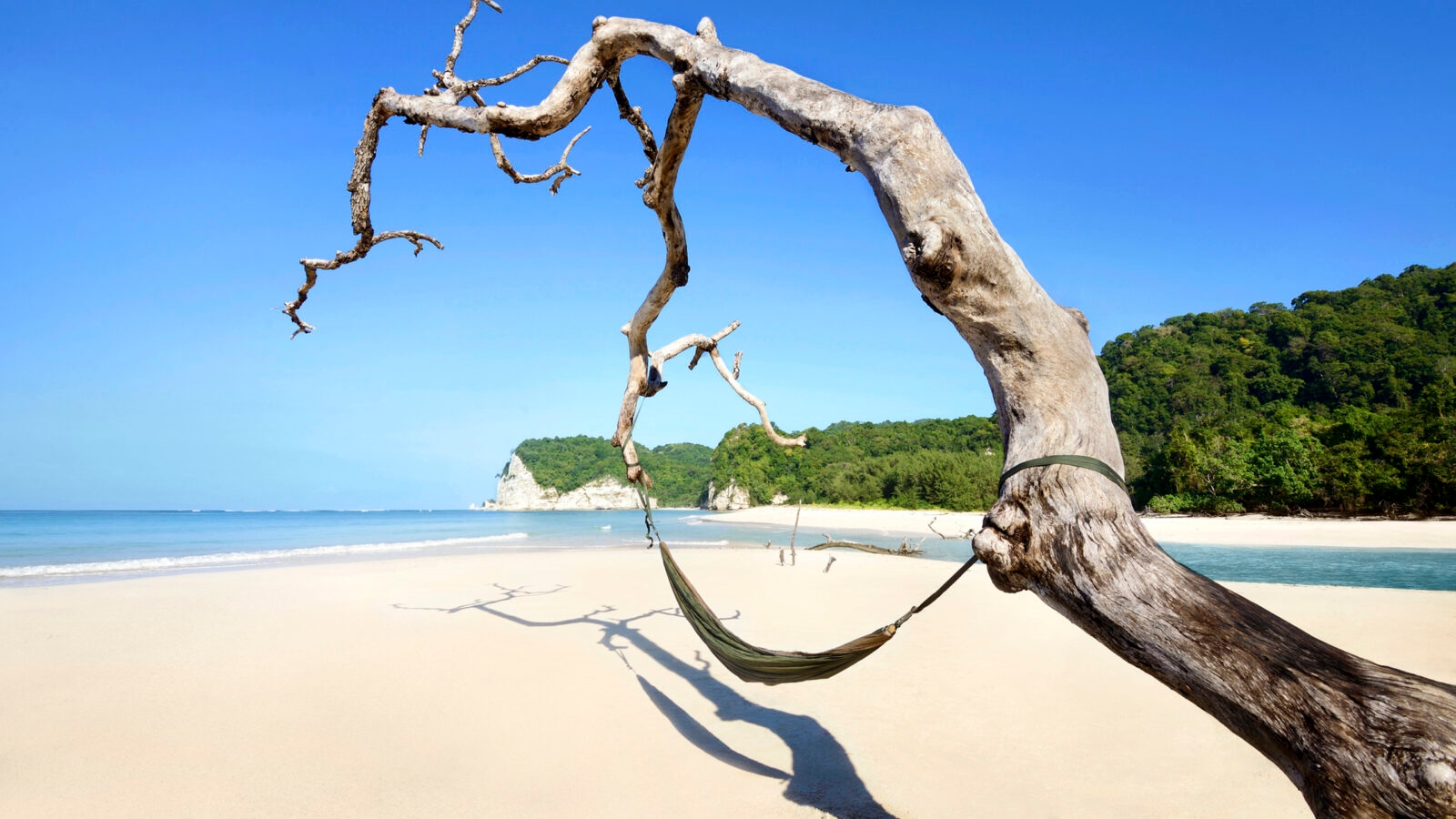 tarimbang-beach-sumba