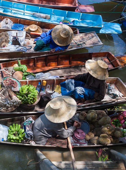 Luxury Thailand Tours - Floating market in Thailand