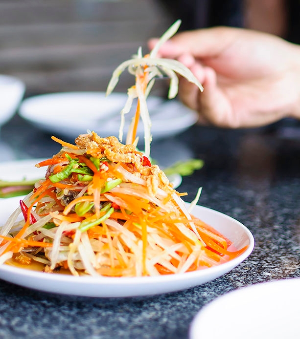 Luxury Thailand Tours - Som Tam Thai - Thai green papaya salad with peanuts.