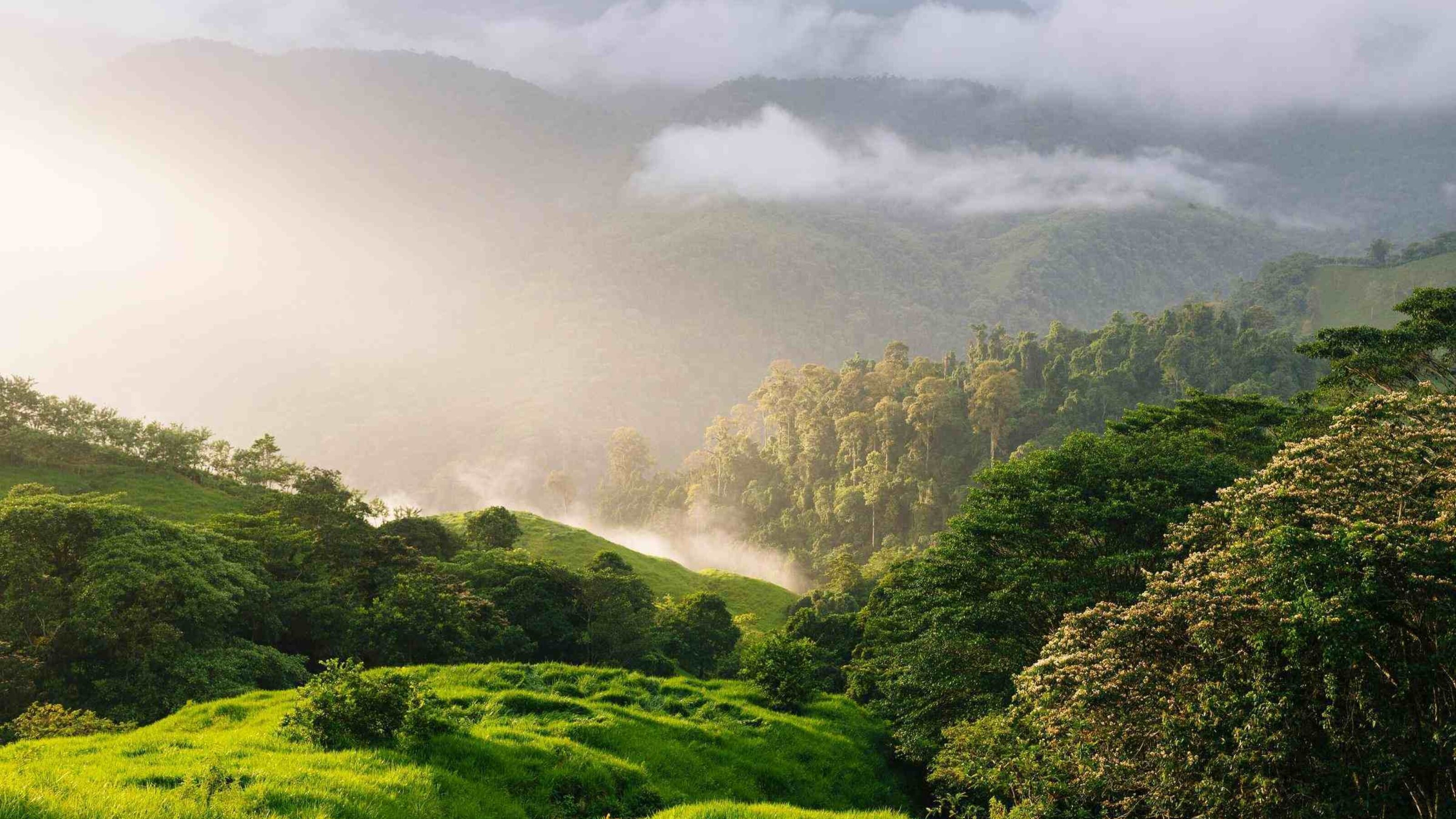 Sunrise over the mountains of the Sierra Nevada de Santa Marta on the way to Lost City
