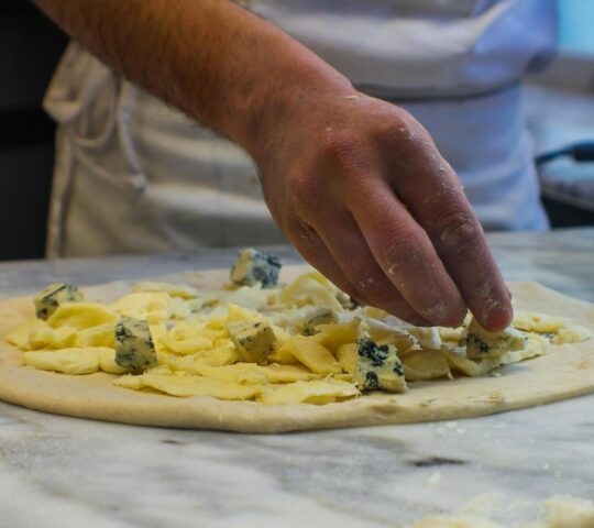 Pizza bianca in Rome from scratch