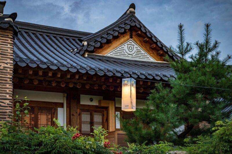 Stay at a traditional house South Korea