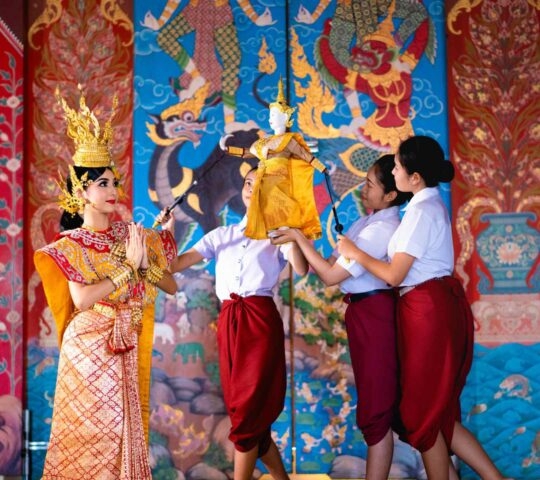 Thailand cultural dance in Thai costume during your dinner