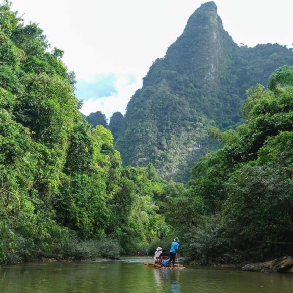 A Guide to National Parks in Thailand thumbnail