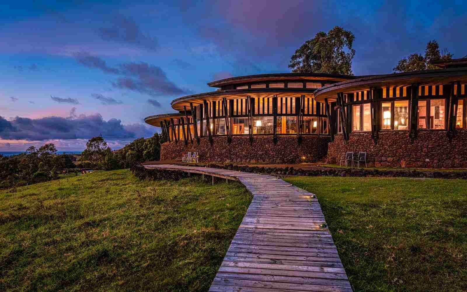 Enjoy the spectacular surroundings of Explora Rapa Nui